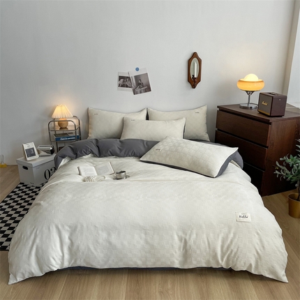 Polyester Led Sheet Set Minimalist Smooth Design